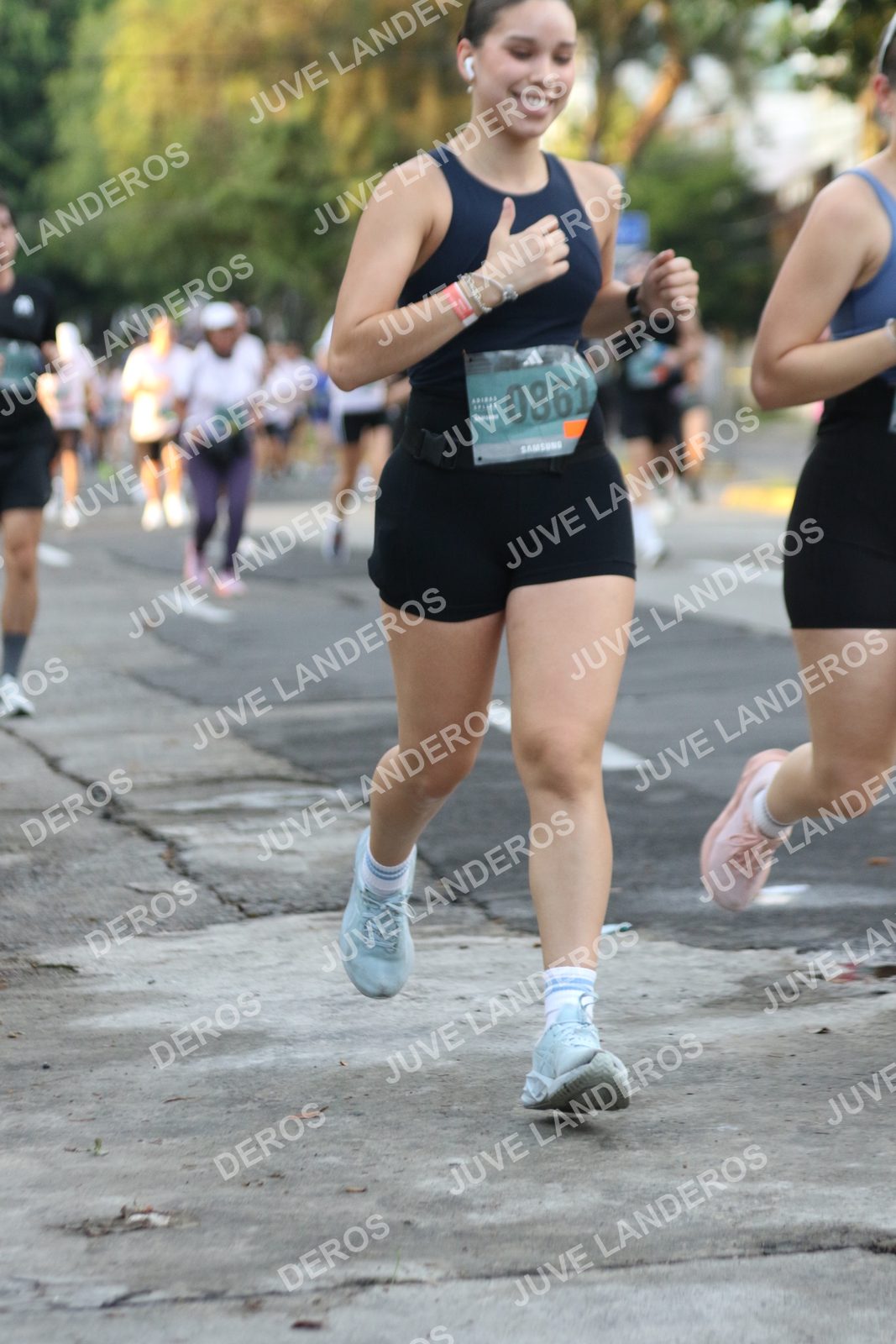Foto de ADIDAS SPLITS GUADALAJARA 15K / 30K en Av. San Ignacio esquina Av. Ignacio L. Vallarta, Zapopan a las 07:10 · dorsal 861