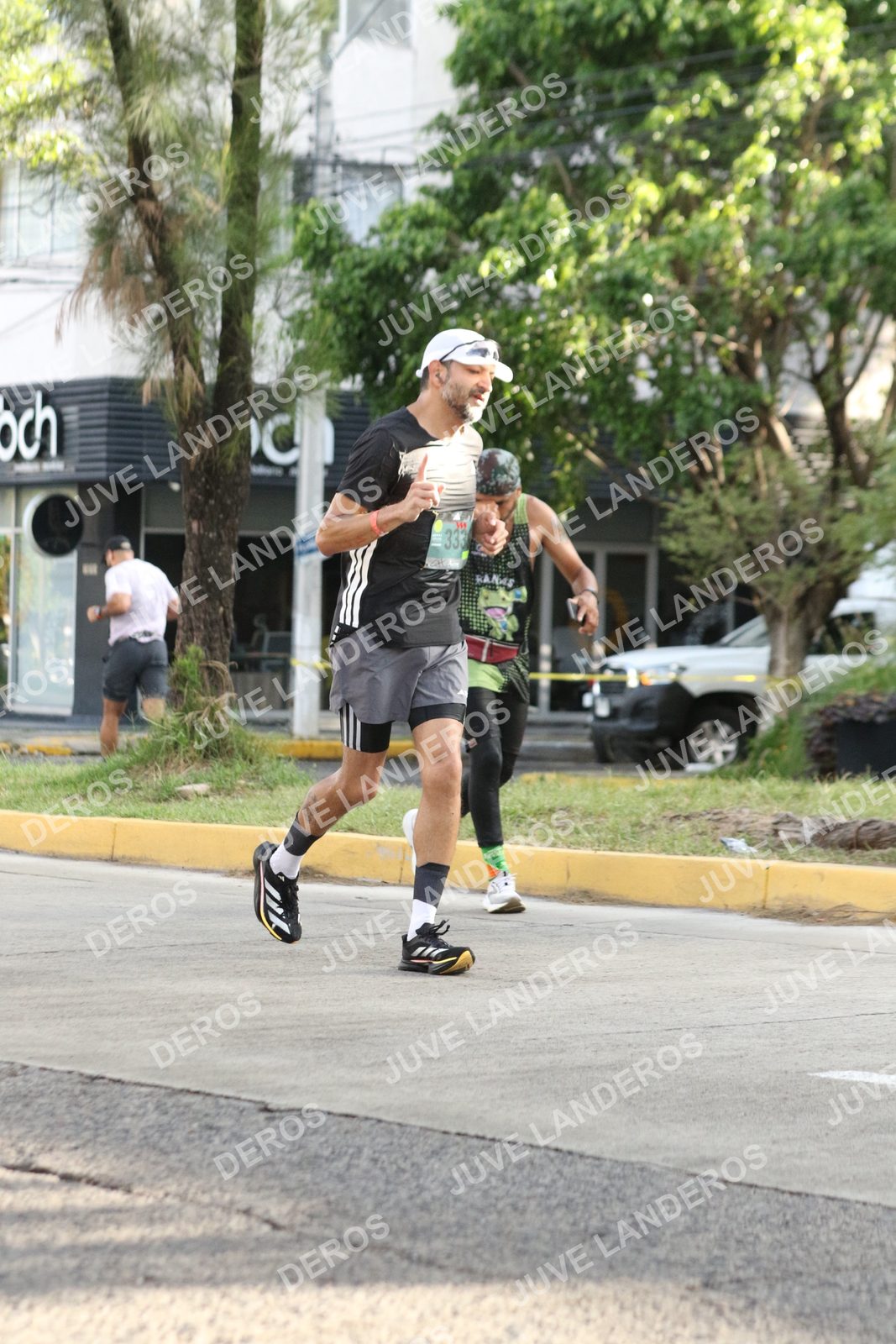 Foto de ADIDAS SPLITS GUADALAJARA 15K / 30K en Av. San Ignacio esquina Av. Ignacio L. Vallarta, Zapopan a las 08:45 · dorsal 333