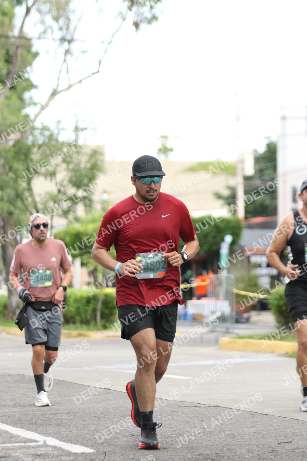Foto de ADIDAS SPLITS GUADALAJARA 15K / 30K en Av. San Ignacio esquina Av. Ignacio L. Vallarta, Zapopan a las 09:08 · dorsal 3802, 1480
