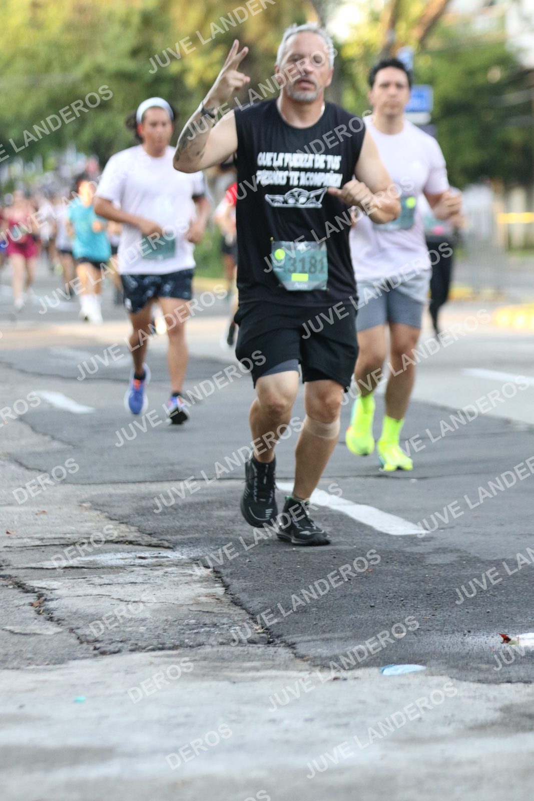 Foto de ADIDAS SPLITS GUADALAJARA 15K / 30K en Av. San Ignacio esquina Av. Ignacio L. Vallarta, Zapopan a las 07:14 · dorsal 3181