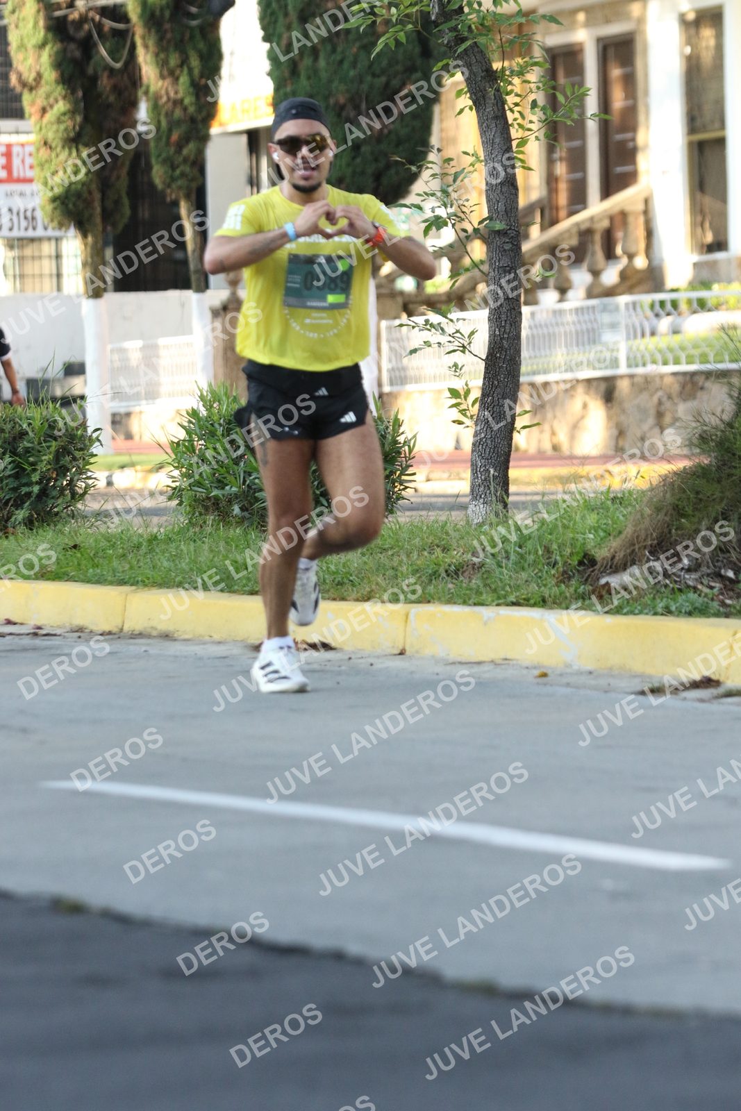 Foto de ADIDAS SPLITS GUADALAJARA 15K / 30K en Av. San Ignacio esquina Av. Ignacio L. Vallarta, Zapopan a las 08:02 · dorsal 689, 3156