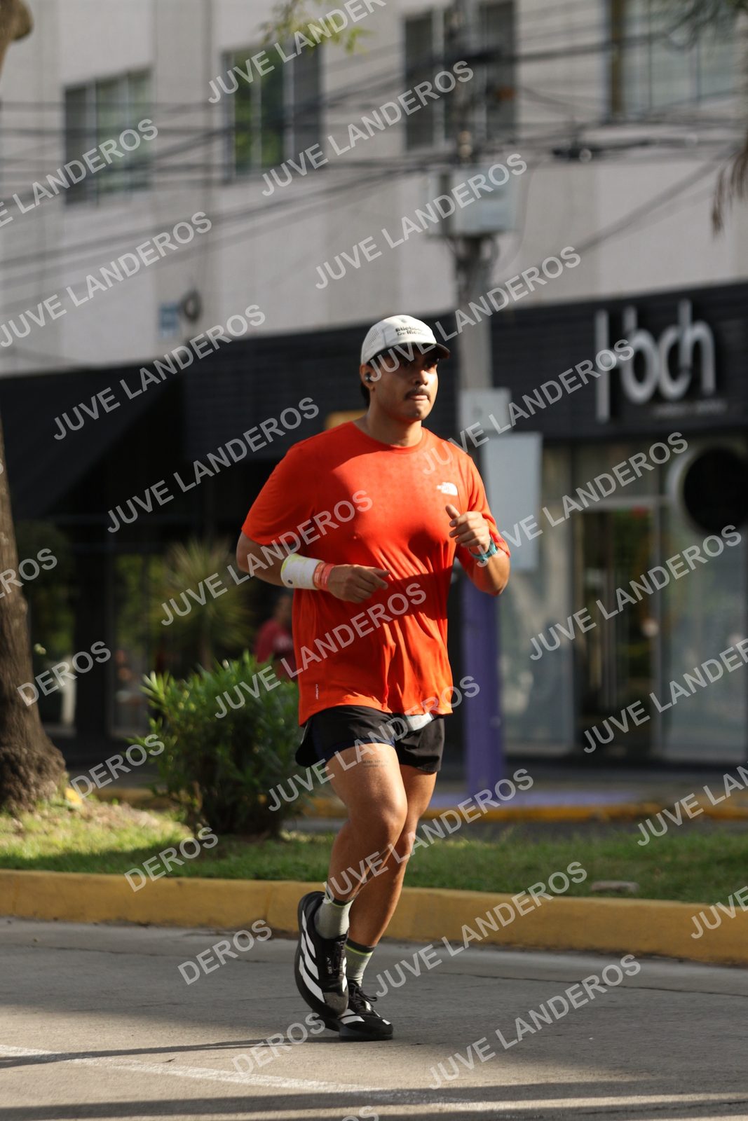 Foto de ADIDAS SPLITS GUADALAJARA 15K / 30K en Av. San Ignacio esquina Av. Ignacio L. Vallarta, Zapopan a las 08:54