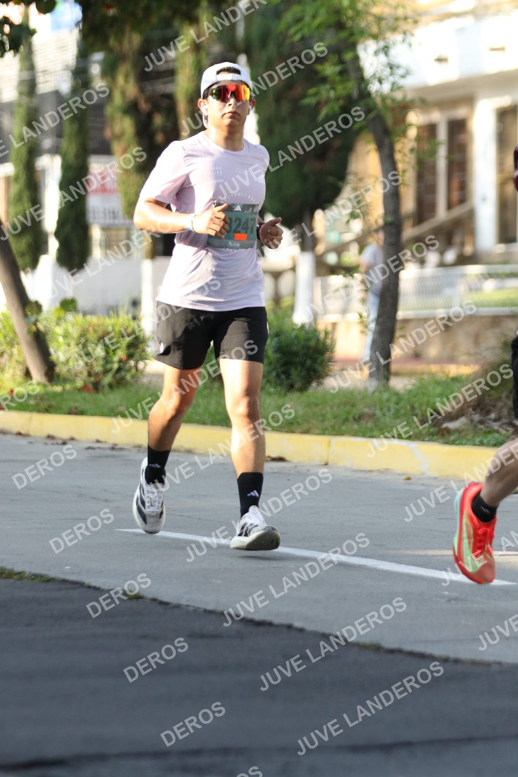 Foto de ADIDAS SPLITS GUADALAJARA 15K / 30K en Av. San Ignacio esquina Av. Ignacio L. Vallarta, Zapopan a las 08:22 · dorsal 3247