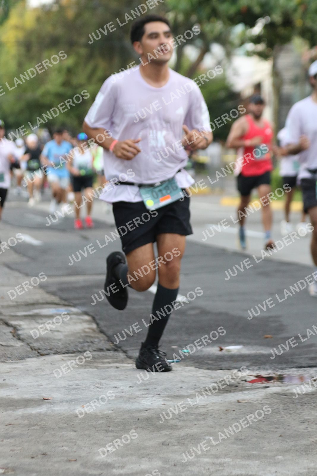 Foto de ADIDAS SPLITS GUADALAJARA 15K / 30K en Av. San Ignacio esquina Av. Ignacio L. Vallarta, Zapopan a las 07:04 · dorsal 186
