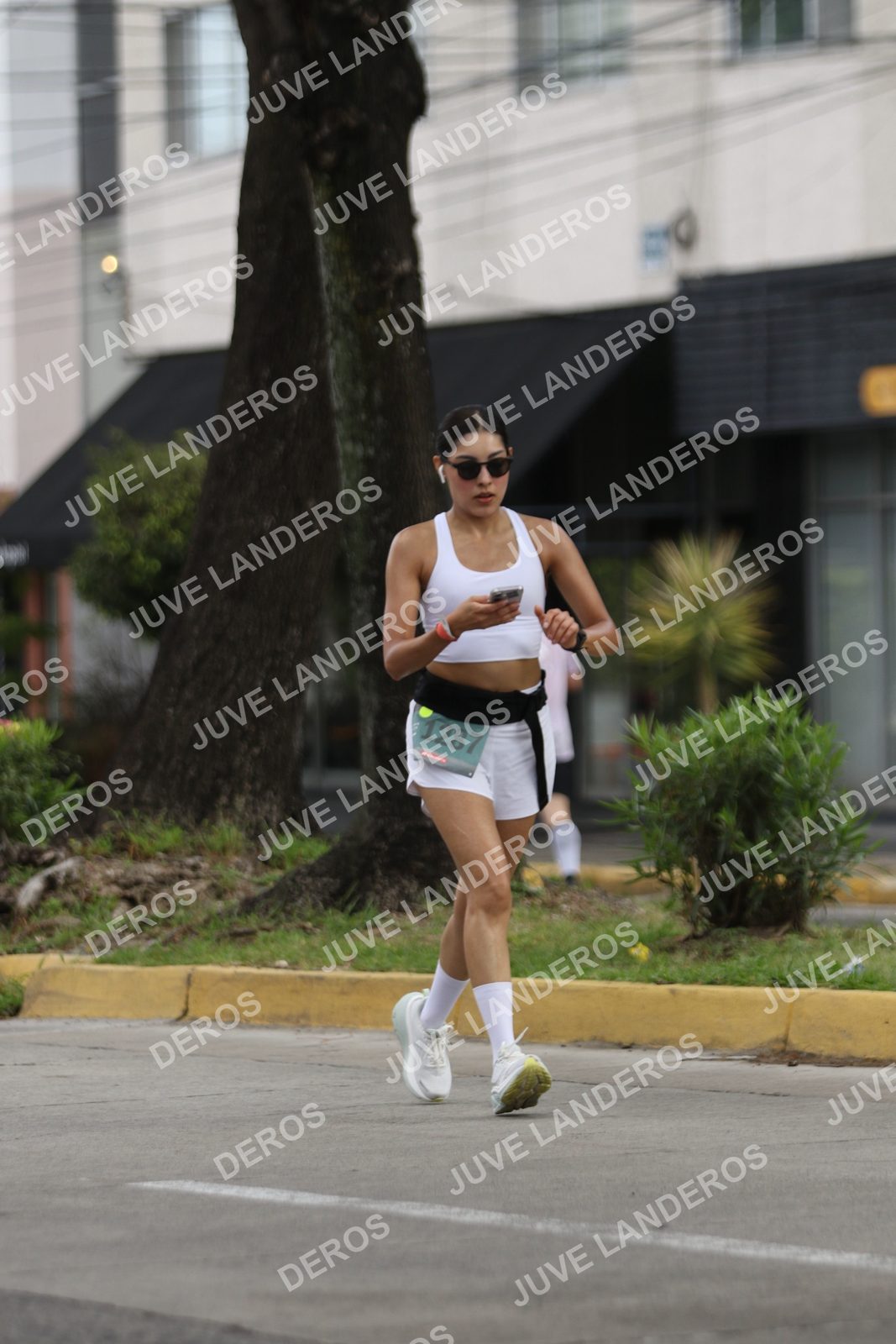 Foto de ADIDAS SPLITS GUADALAJARA 15K / 30K en Av. San Ignacio esquina Av. Ignacio L. Vallarta, Zapopan a las 09:04 · dorsal 1287