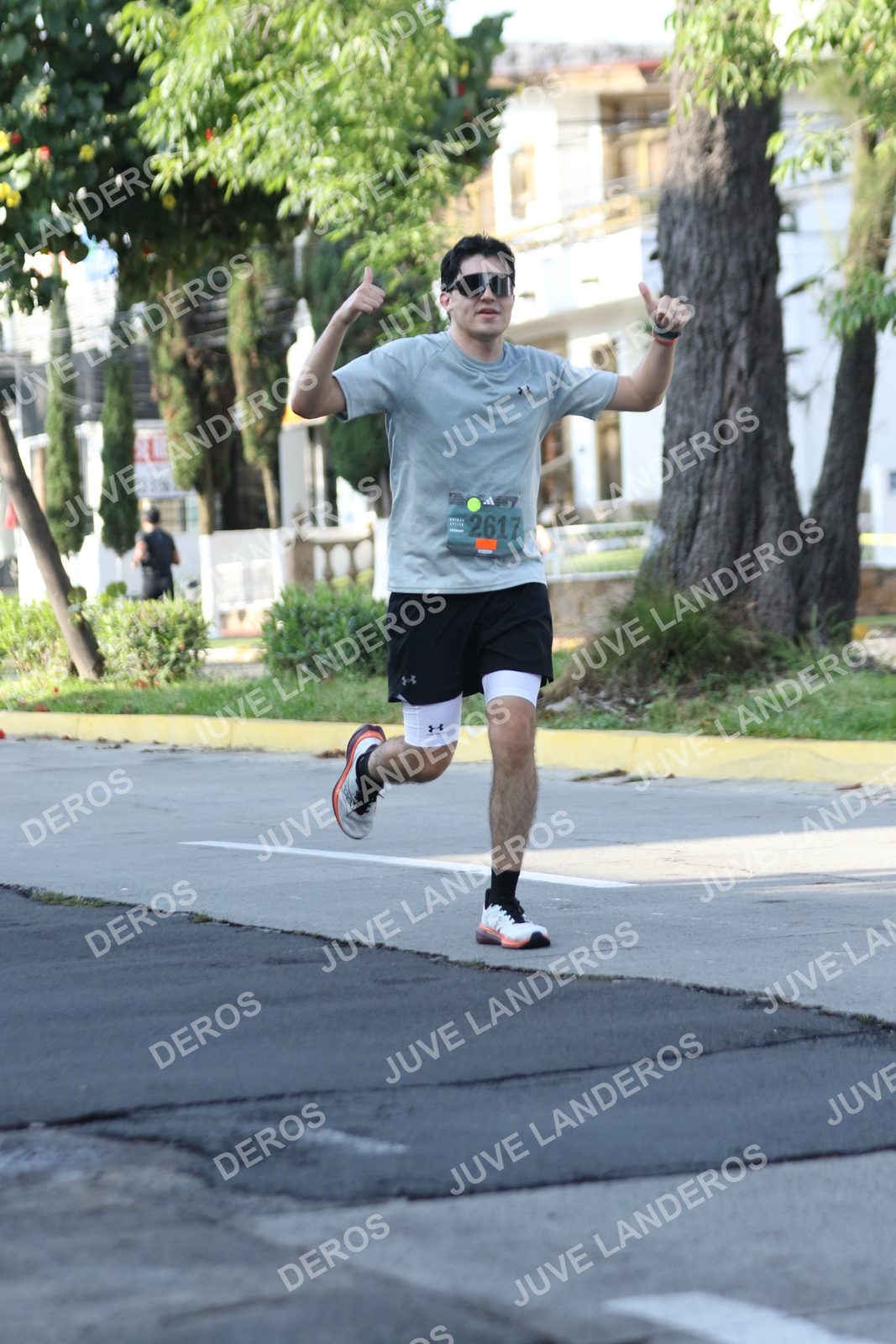 Foto de ADIDAS SPLITS GUADALAJARA 15K / 30K en Av. San Ignacio esquina Av. Ignacio L. Vallarta, Zapopan a las 08:24 · dorsal 2617