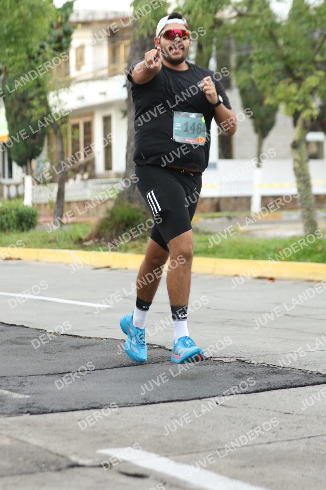 Foto de ADIDAS SPLITS GUADALAJARA 15K / 30K en Av. San Ignacio esquina Av. Ignacio L. Vallarta, Zapopan a las 07:00 · dorsal 1464, 42