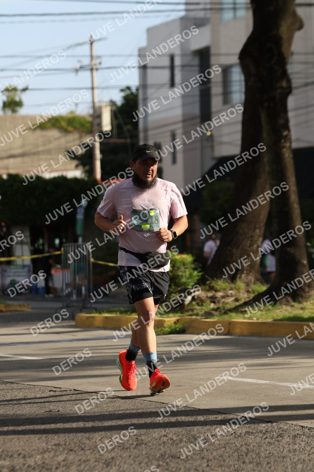 Foto de ADIDAS SPLITS GUADALAJARA 15K / 30K en Av. San Ignacio esquina Av. Ignacio L. Vallarta, Zapopan a las 08:59 · dorsal 2418