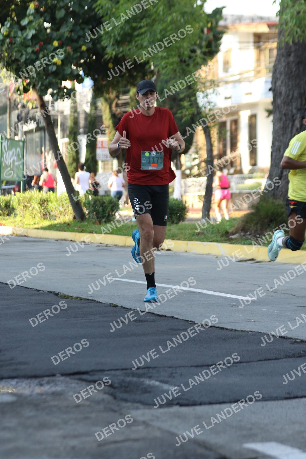 Foto de ADIDAS SPLITS GUADALAJARA 15K / 30K en Av. San Ignacio esquina Av. Ignacio L. Vallarta, Zapopan a las 07:59 · dorsal 1173