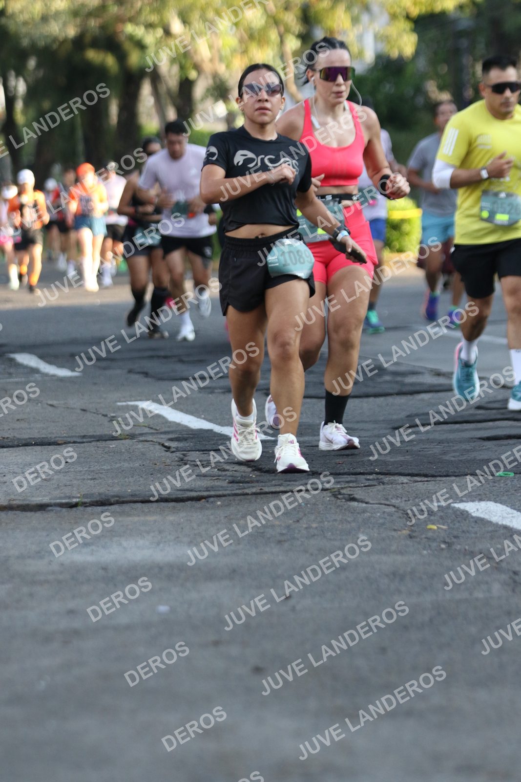 Foto de ADIDAS SPLITS GUADALAJARA 15K / 30K en Av. San Ignacio esquina Av. Ignacio L. Vallarta, Zapopan a las 07:38 · dorsal 1089
