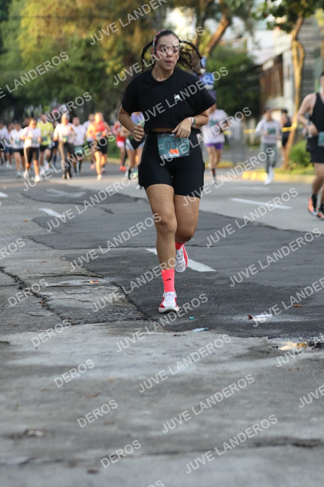 Foto de ADIDAS SPLITS GUADALAJARA 15K / 30K en Av. San Ignacio esquina Av. Ignacio L. Vallarta, Zapopan a las 07:11 · dorsal 325