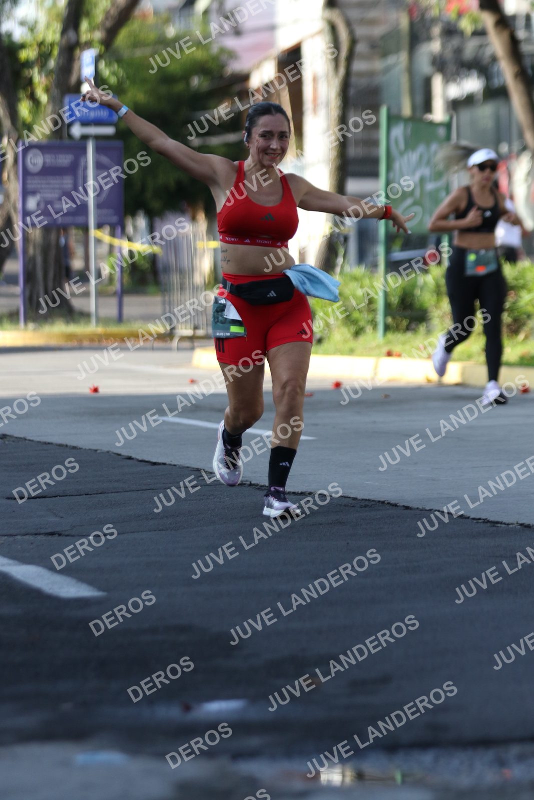 Foto de ADIDAS SPLITS GUADALAJARA 15K / 30K en Av. San Ignacio esquina Av. Ignacio L. Vallarta, Zapopan a las 08:23