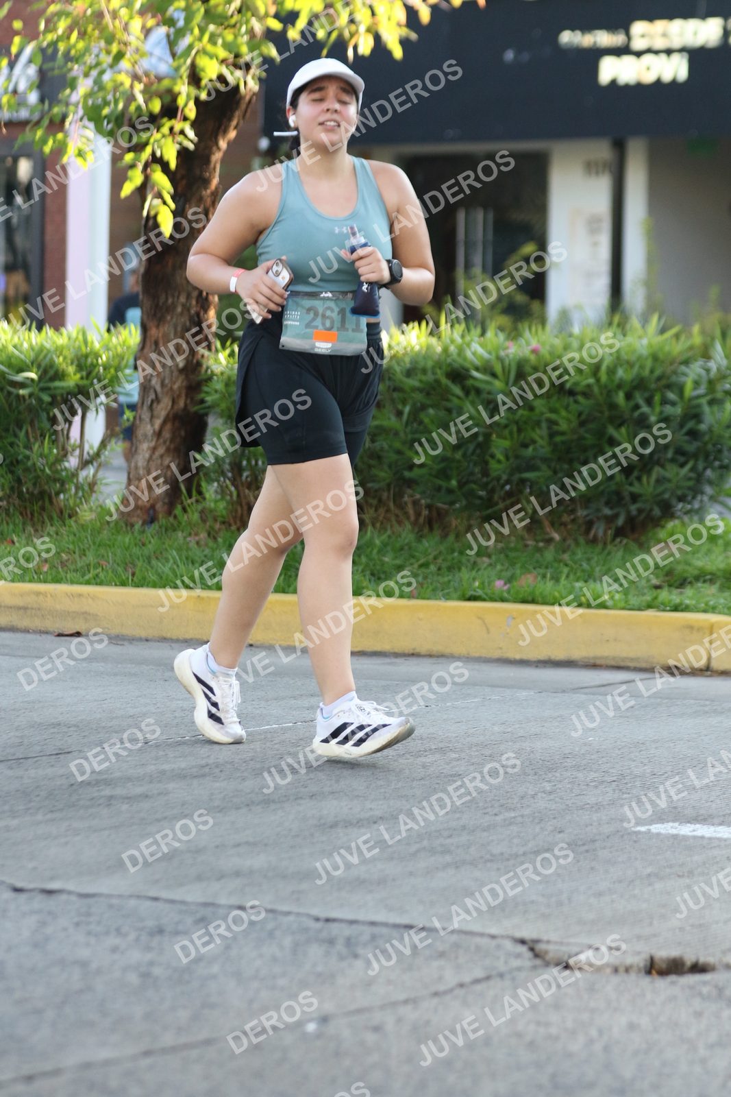 Foto de ADIDAS SPLITS GUADALAJARA 15K / 30K en Av. San Ignacio esquina Av. Ignacio L. Vallarta, Zapopan a las 07:56 · dorsal 2611