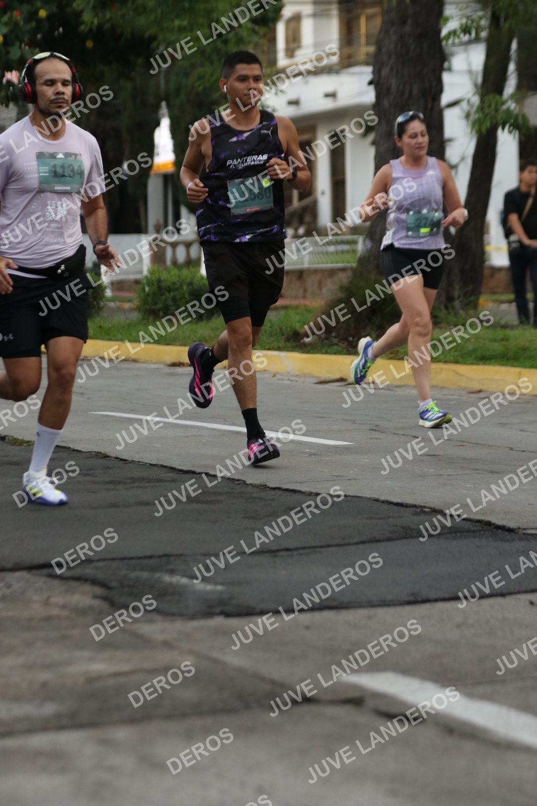 Foto de ADIDAS SPLITS GUADALAJARA 15K / 30K en Av. San Ignacio esquina Av. Ignacio L. Vallarta, Zapopan a las 06:55 · dorsal 1580, 1134
