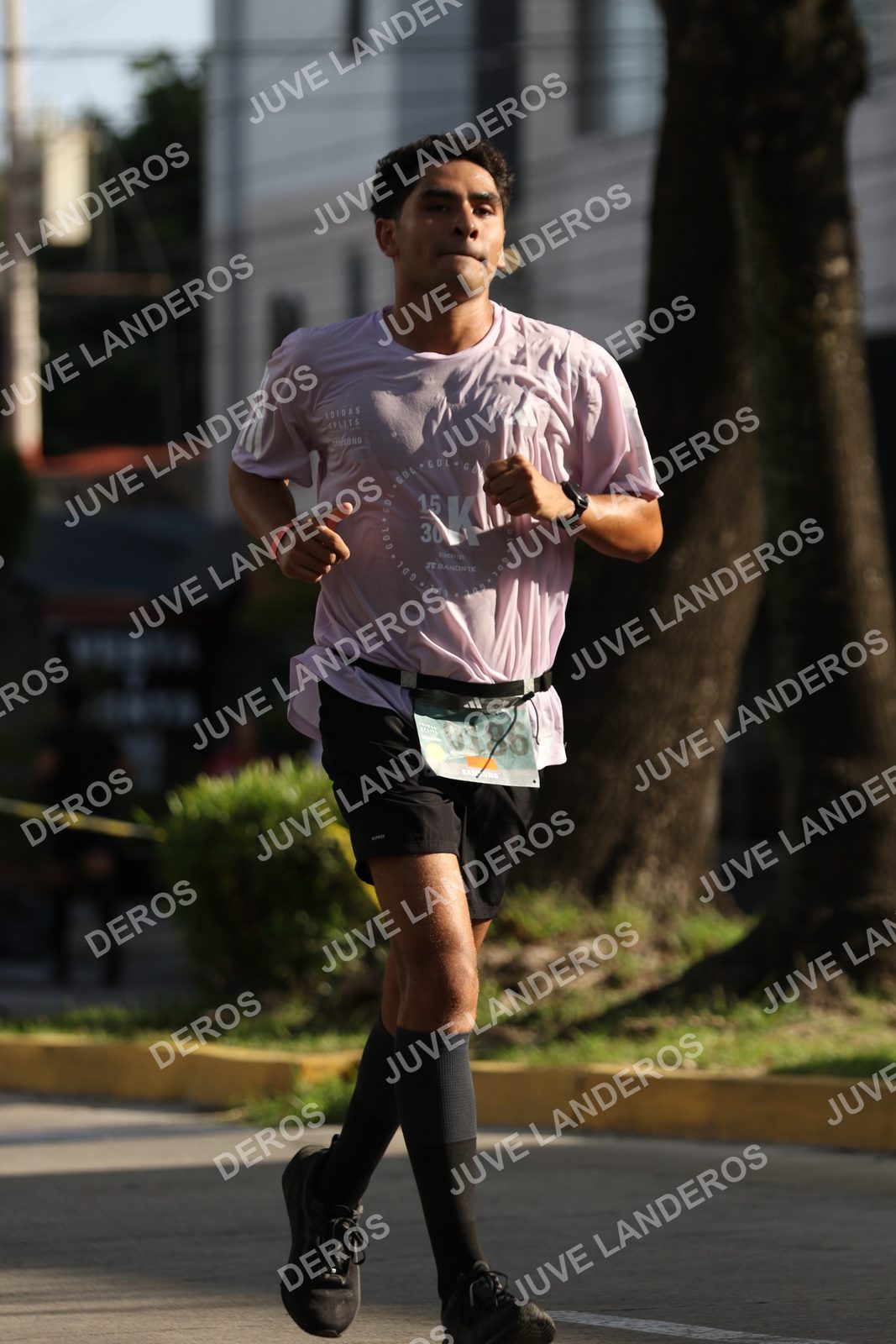 Foto de ADIDAS SPLITS GUADALAJARA 15K / 30K en Av. San Ignacio esquina Av. Ignacio L. Vallarta, Zapopan a las 08:50 · dorsal 100