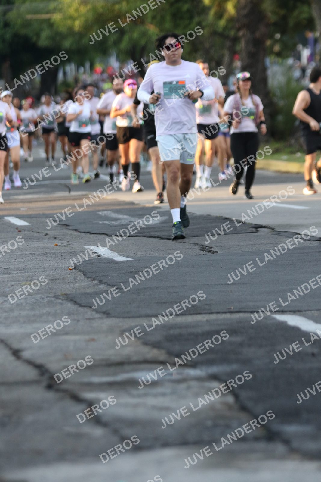 Foto de ADIDAS SPLITS GUADALAJARA 15K / 30K en Av. San Ignacio esquina Av. Ignacio L. Vallarta, Zapopan a las 07:17 · dorsal 993