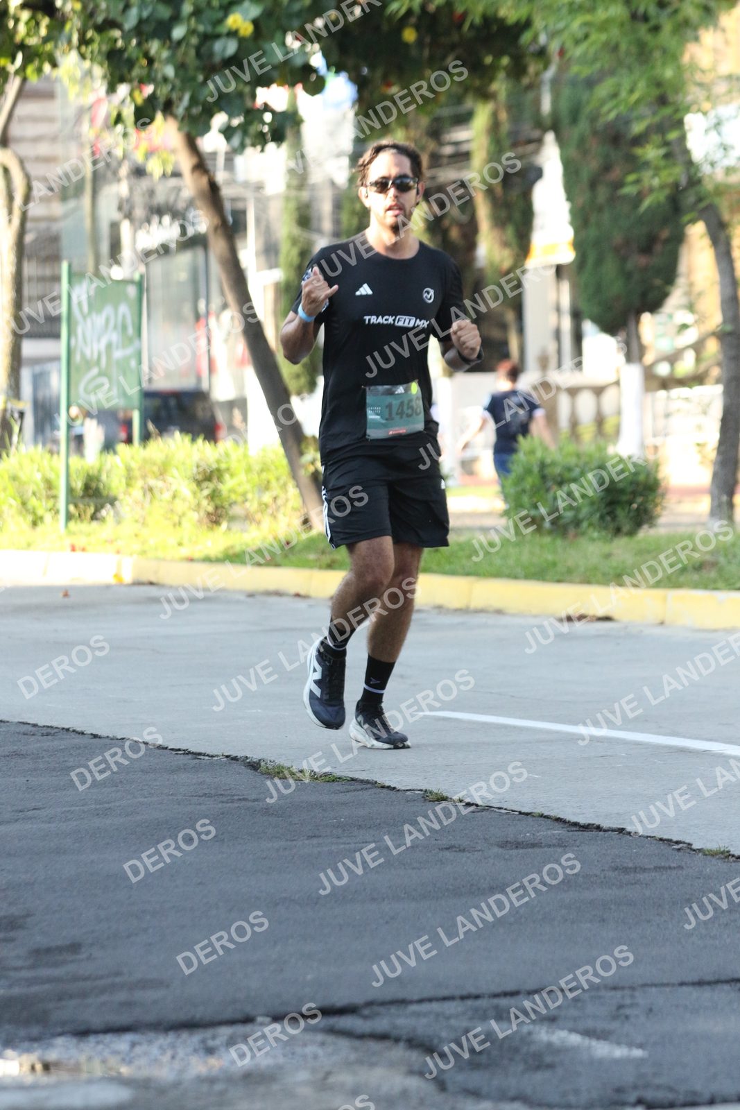 Foto de ADIDAS SPLITS GUADALAJARA 15K / 30K en Av. San Ignacio esquina Av. Ignacio L. Vallarta, Zapopan a las 08:09 · dorsal 1458