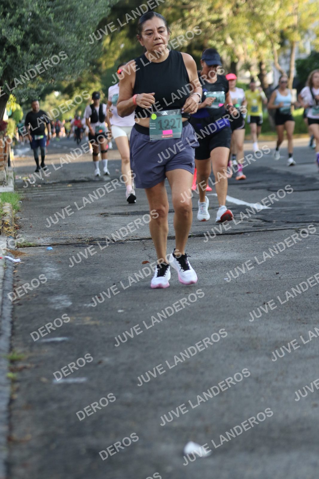 Foto de ADIDAS SPLITS GUADALAJARA 15K / 30K en Av. San Ignacio esquina Av. Ignacio L. Vallarta, Zapopan a las 07:39 · dorsal 1227