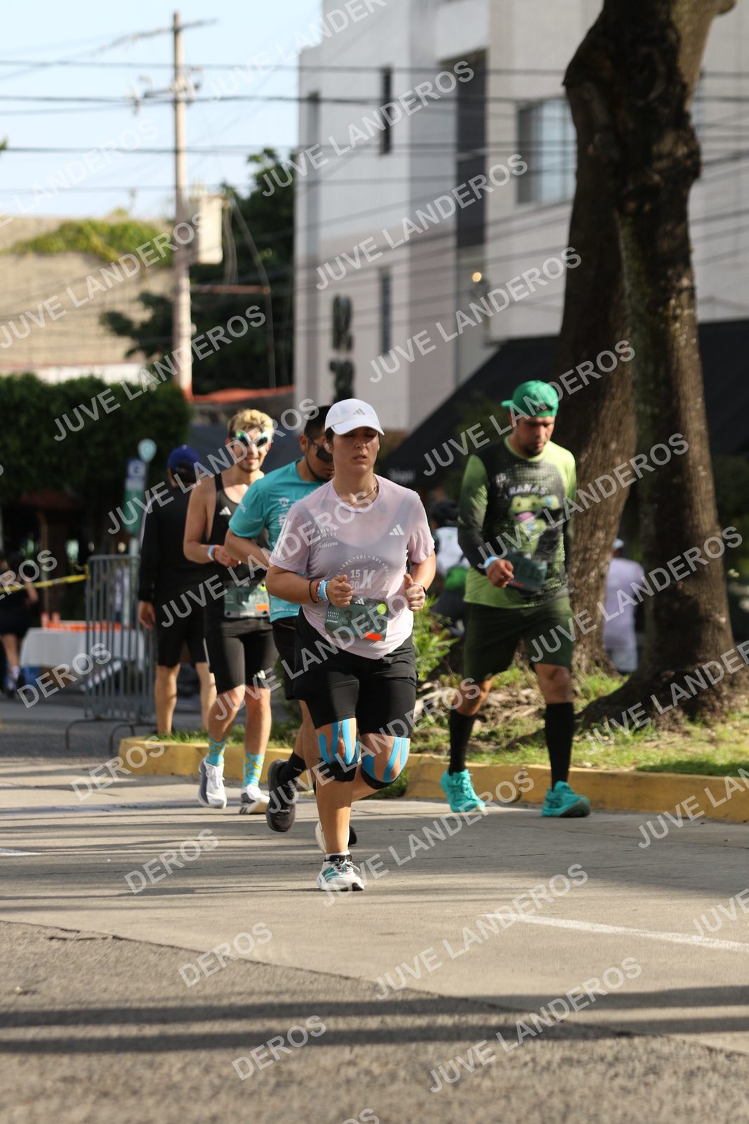 Foto de ADIDAS SPLITS GUADALAJARA 15K / 30K en Av. San Ignacio esquina Av. Ignacio L. Vallarta, Zapopan a las 08:55 · dorsal 3409