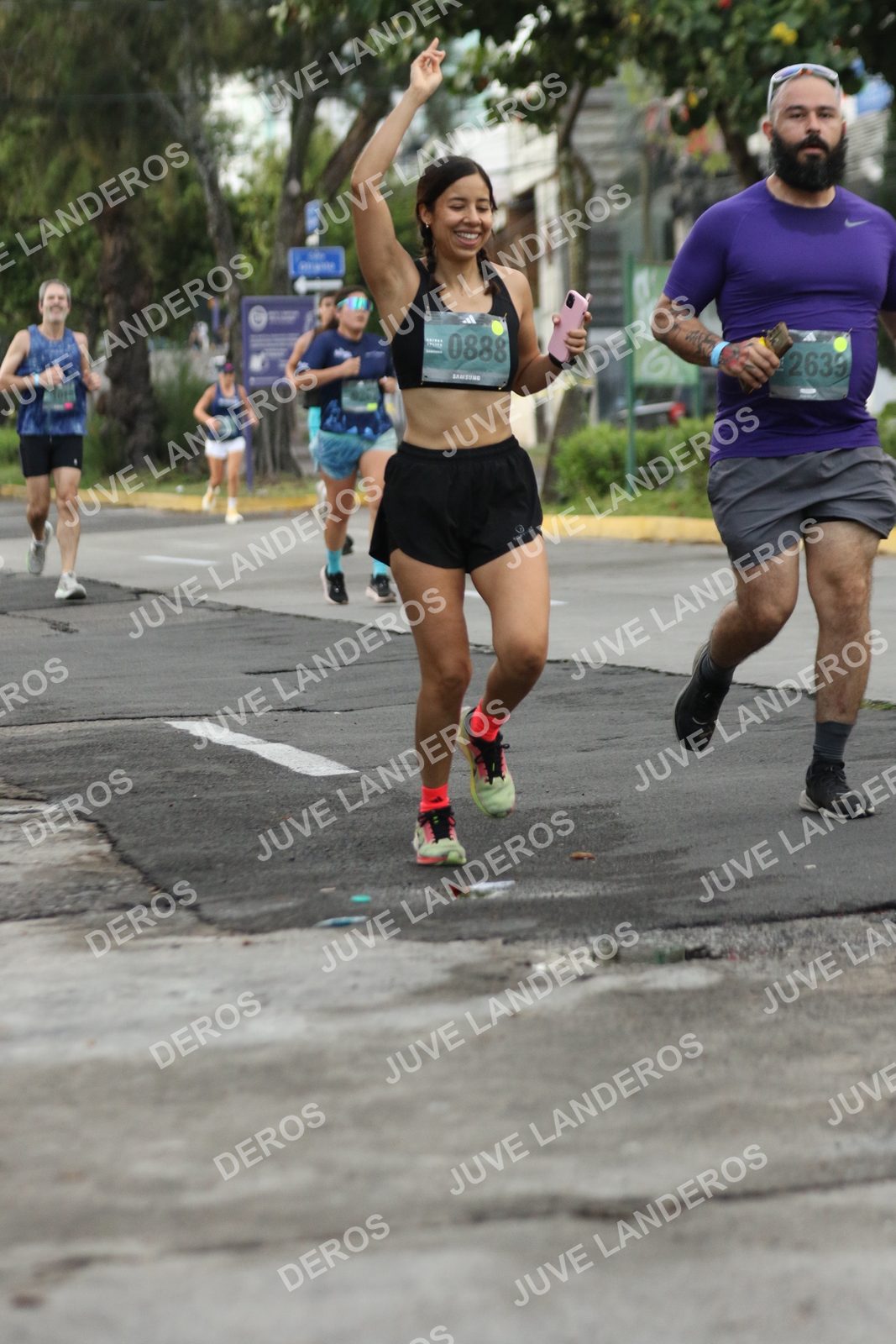 Foto de ADIDAS SPLITS GUADALAJARA 15K / 30K en Av. San Ignacio esquina Av. Ignacio L. Vallarta, Zapopan a las 06:59 · dorsal 888, 2639