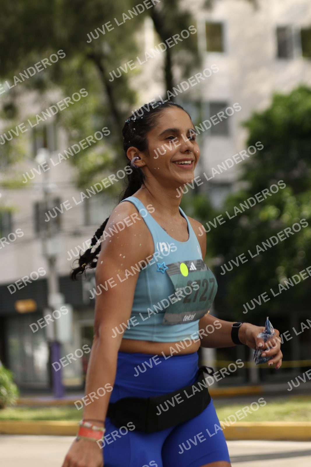 Foto de ADIDAS SPLITS GUADALAJARA 15K / 30K en Av. San Ignacio esquina Av. Ignacio L. Vallarta, Zapopan a las 09:11 · dorsal 2727