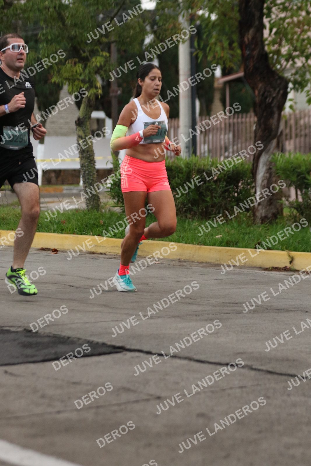 Foto de ADIDAS SPLITS GUADALAJARA 15K / 30K en Av. San Ignacio esquina Av. Ignacio L. Vallarta, Zapopan a las 06:48 · dorsal 290