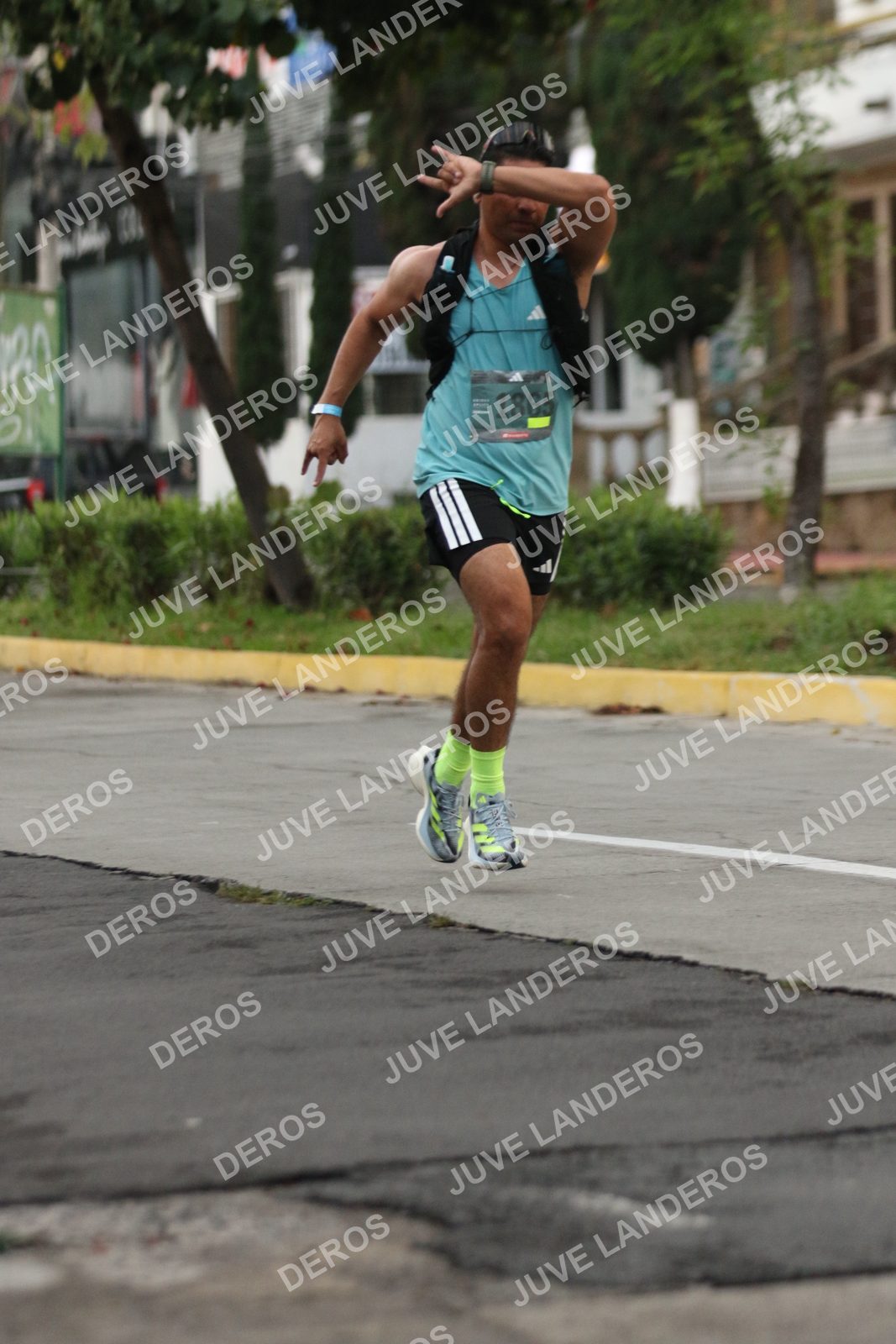 Foto de ADIDAS SPLITS GUADALAJARA 15K / 30K en Av. San Ignacio esquina Av. Ignacio L. Vallarta, Zapopan a las 06:52 · dorsal 1865