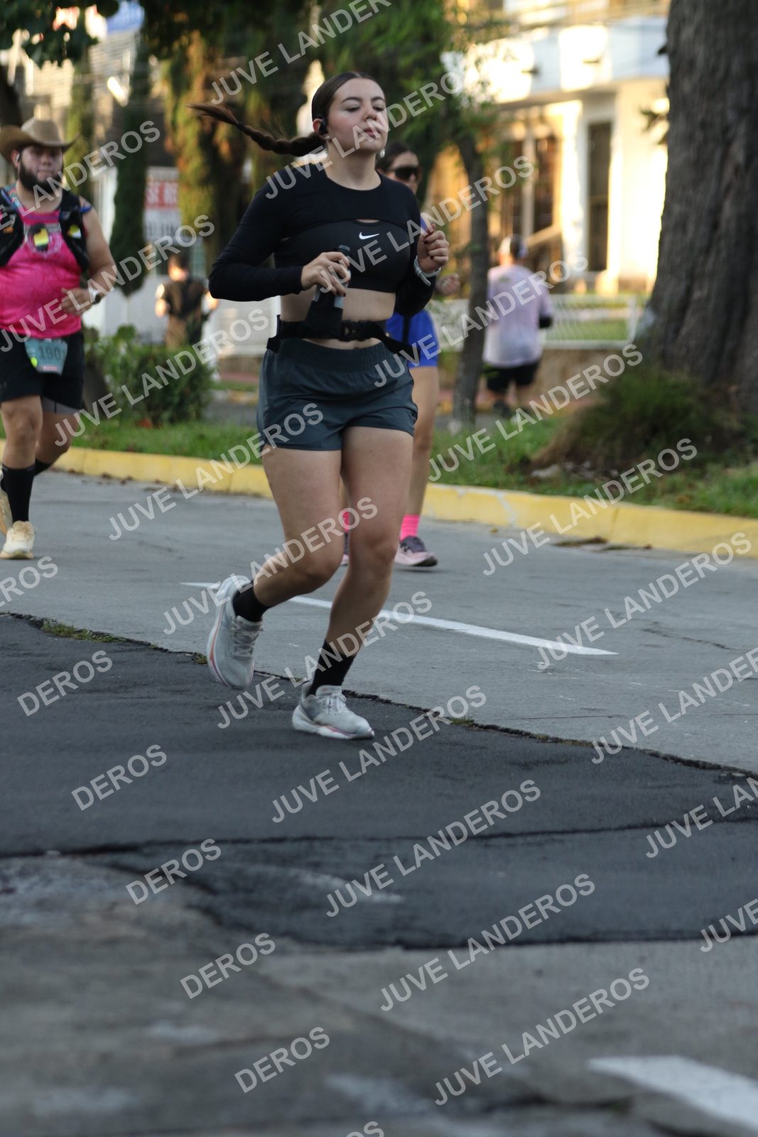 Foto de ADIDAS SPLITS GUADALAJARA 15K / 30K en Av. San Ignacio esquina Av. Ignacio L. Vallarta, Zapopan a las 07:21 · dorsal 190