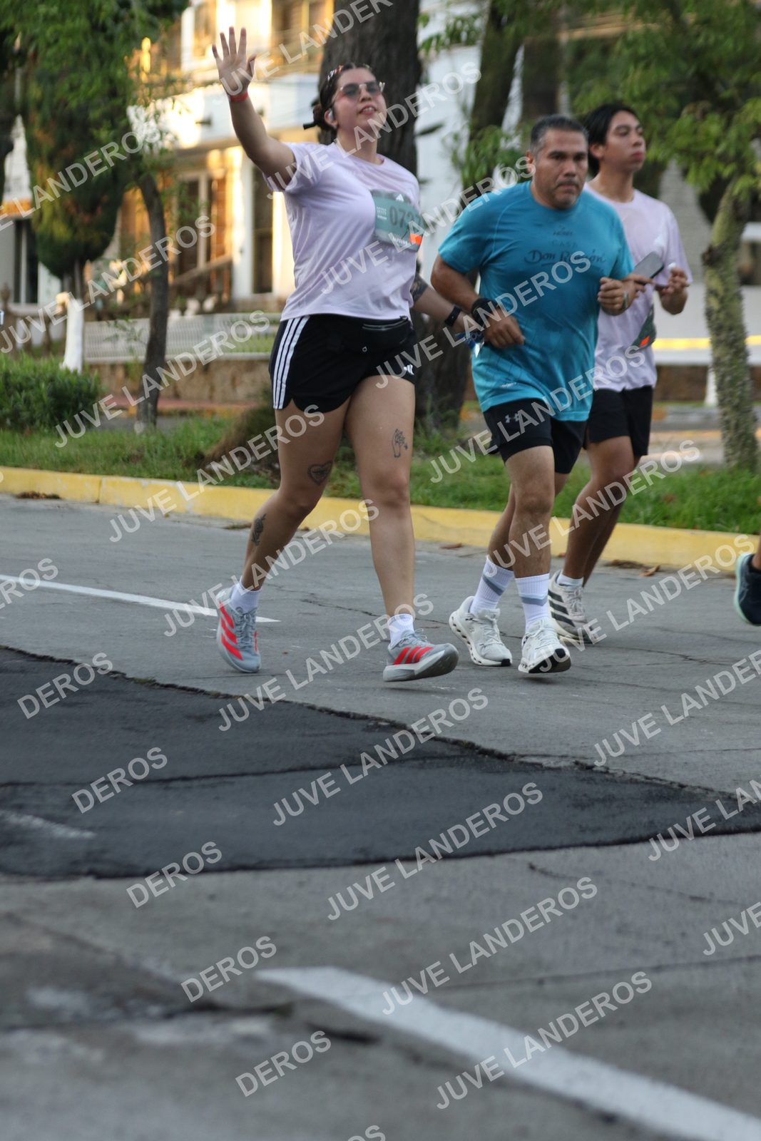 Foto de ADIDAS SPLITS GUADALAJARA 15K / 30K en Av. San Ignacio esquina Av. Ignacio L. Vallarta, Zapopan a las 07:14 · dorsal 727