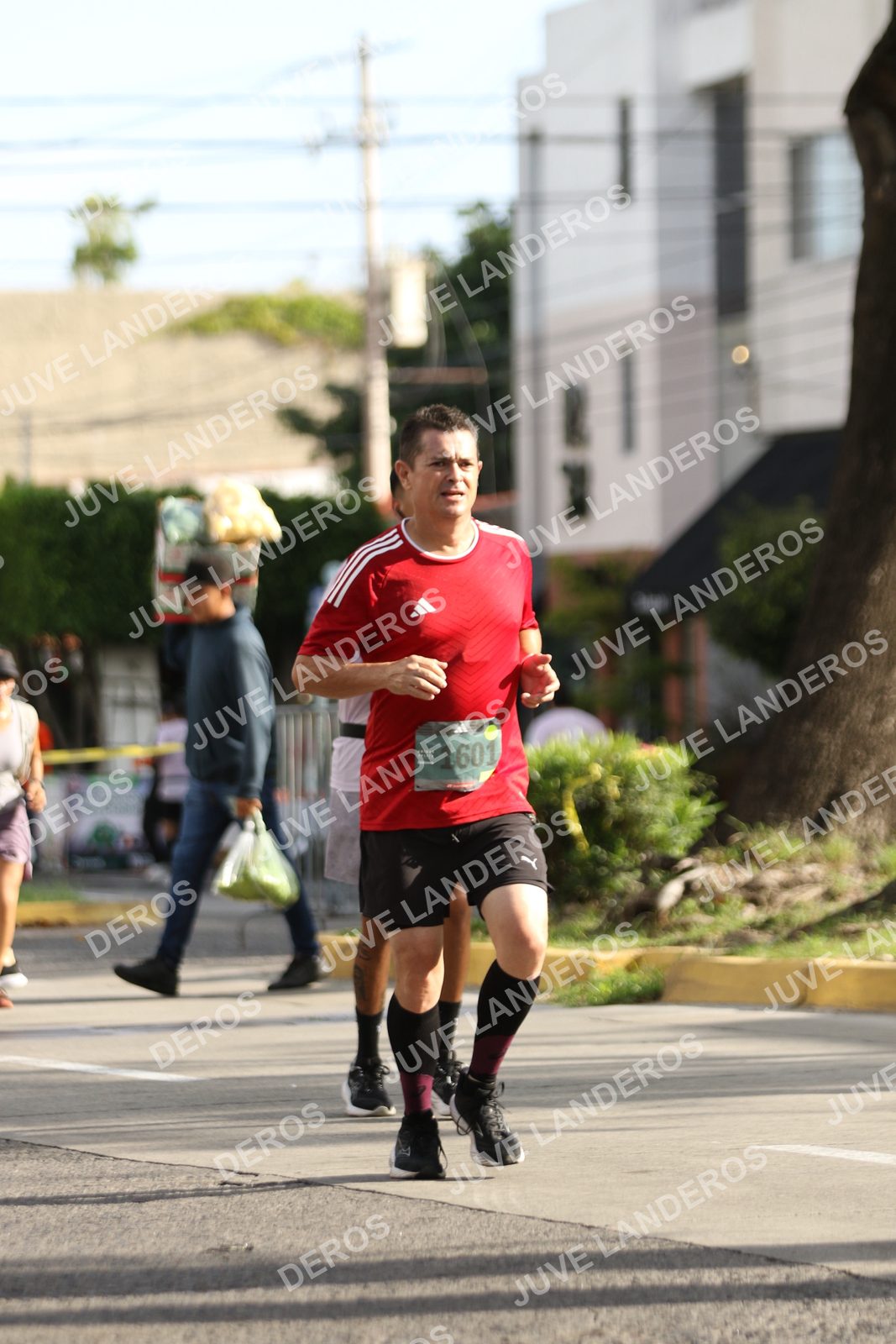 Foto de ADIDAS SPLITS GUADALAJARA 15K / 30K en Av. San Ignacio esquina Av. Ignacio L. Vallarta, Zapopan a las 09:00 · dorsal 1601