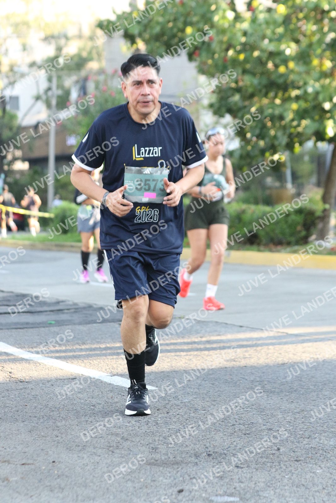 Foto de ADIDAS SPLITS GUADALAJARA 15K / 30K en Av. San Ignacio esquina Av. Ignacio L. Vallarta, Zapopan a las 07:52 · dorsal 3573