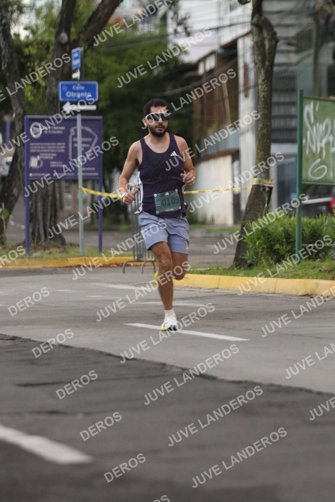 Foto de ADIDAS SPLITS GUADALAJARA 15K / 30K en Av. San Ignacio esquina Av. Ignacio L. Vallarta, Zapopan a las 06:46 · dorsal 109