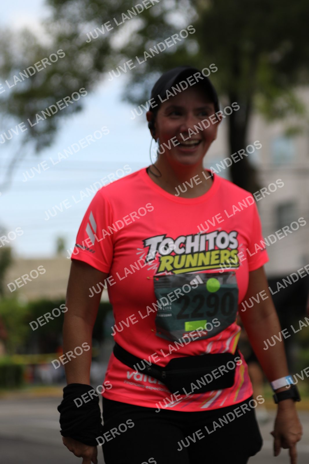 Foto de ADIDAS SPLITS GUADALAJARA 15K / 30K en Av. San Ignacio esquina Av. Ignacio L. Vallarta, Zapopan a las 09:10 · dorsal 2290