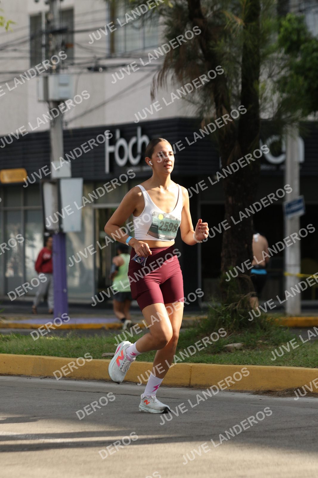 Foto de ADIDAS SPLITS GUADALAJARA 15K / 30K en Av. San Ignacio esquina Av. Ignacio L. Vallarta, Zapopan a las 08:54 · dorsal 2598