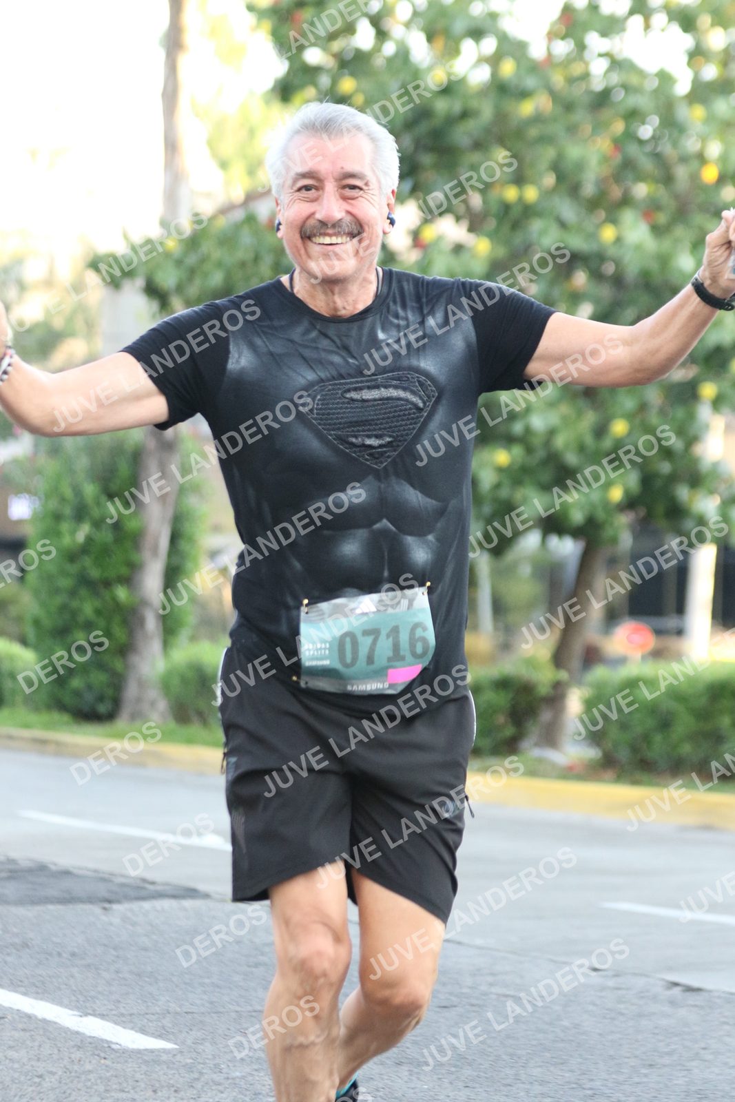 Foto de ADIDAS SPLITS GUADALAJARA 15K / 30K en Av. San Ignacio esquina Av. Ignacio L. Vallarta, Zapopan a las 07:31 · dorsal 716