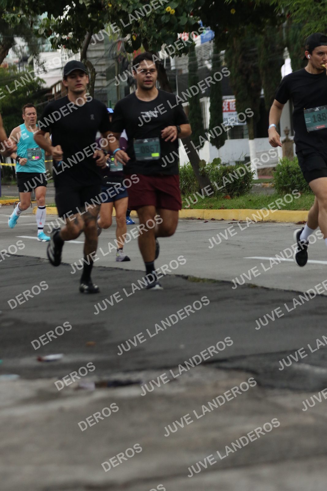 Foto de ADIDAS SPLITS GUADALAJARA 15K / 30K en Av. San Ignacio esquina Av. Ignacio L. Vallarta, Zapopan a las 06:55 · dorsal 138, 857