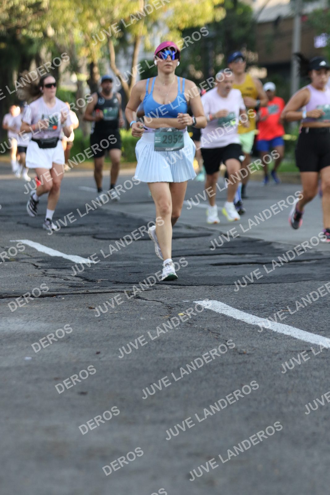 Foto de ADIDAS SPLITS GUADALAJARA 15K / 30K en Av. San Ignacio esquina Av. Ignacio L. Vallarta, Zapopan a las 07:33 · dorsal 2952