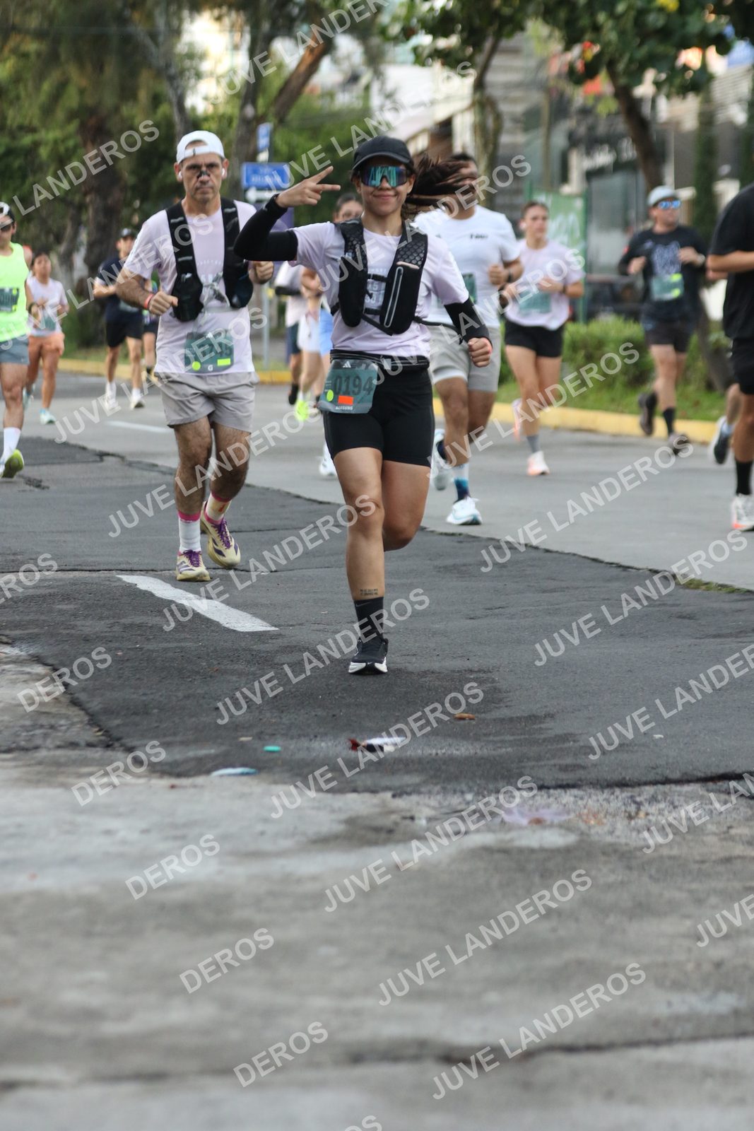 Foto de ADIDAS SPLITS GUADALAJARA 15K / 30K en Av. San Ignacio esquina Av. Ignacio L. Vallarta, Zapopan a las 07:06 · dorsal 194, 3745