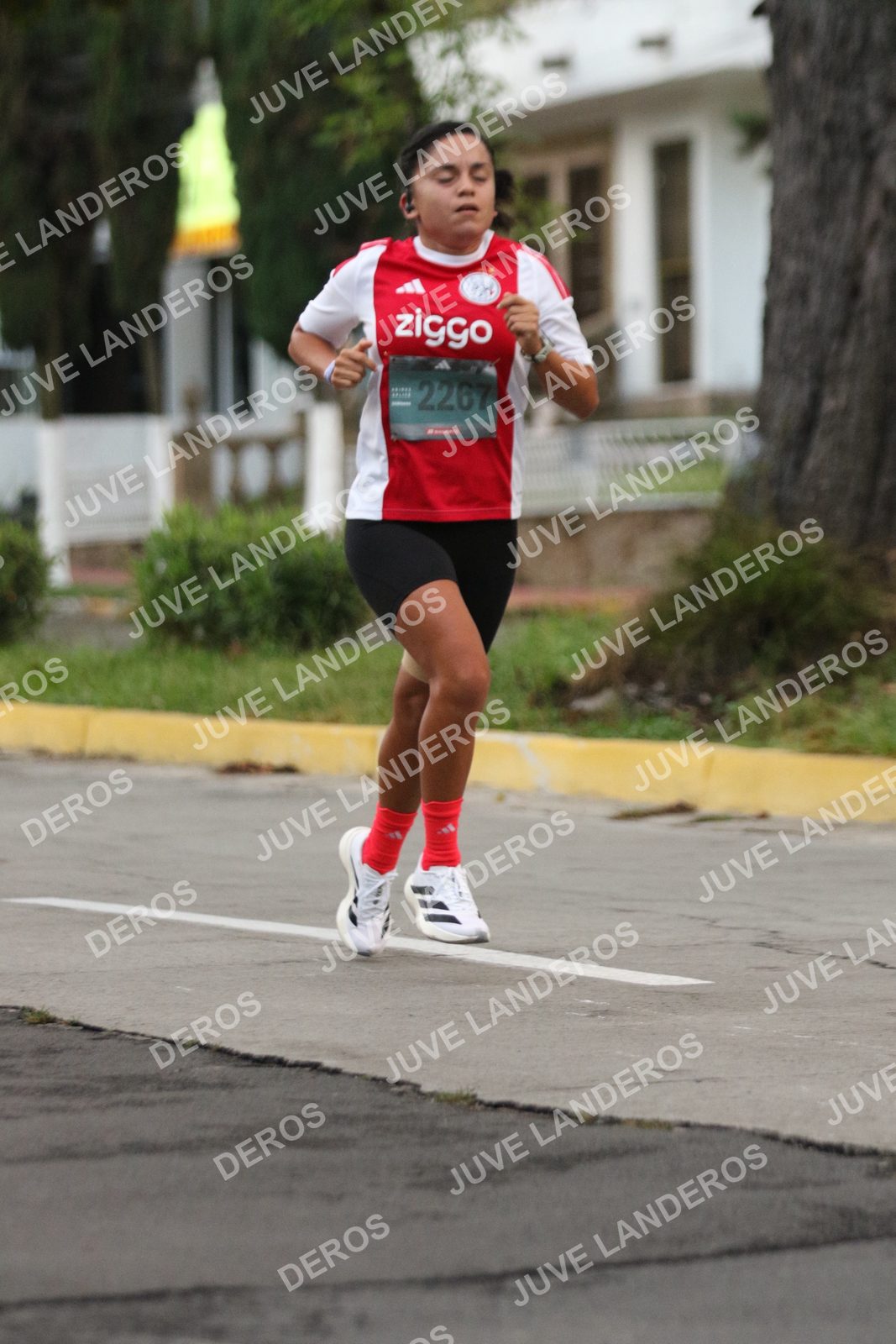 Foto de ADIDAS SPLITS GUADALAJARA 15K / 30K en Av. San Ignacio esquina Av. Ignacio L. Vallarta, Zapopan a las 06:49 · dorsal 2267