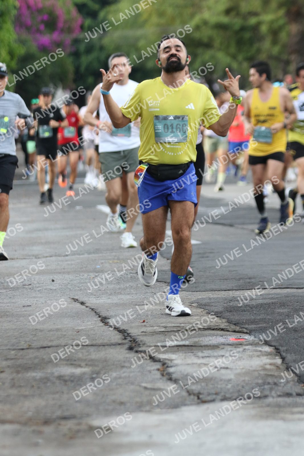 Foto de ADIDAS SPLITS GUADALAJARA 15K / 30K en Av. San Ignacio esquina Av. Ignacio L. Vallarta, Zapopan a las 07:07 · dorsal 160, 100