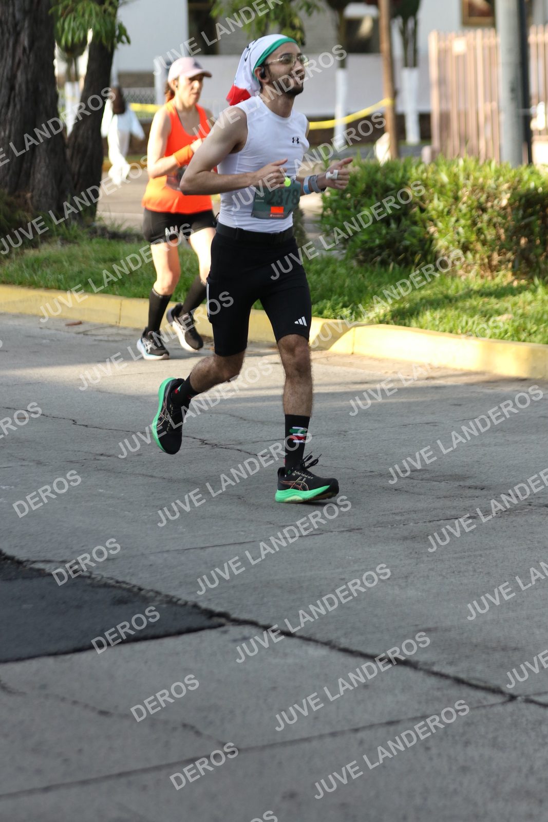 Foto de ADIDAS SPLITS GUADALAJARA 15K / 30K en Av. San Ignacio esquina Av. Ignacio L. Vallarta, Zapopan a las 08:17 · dorsal 2378