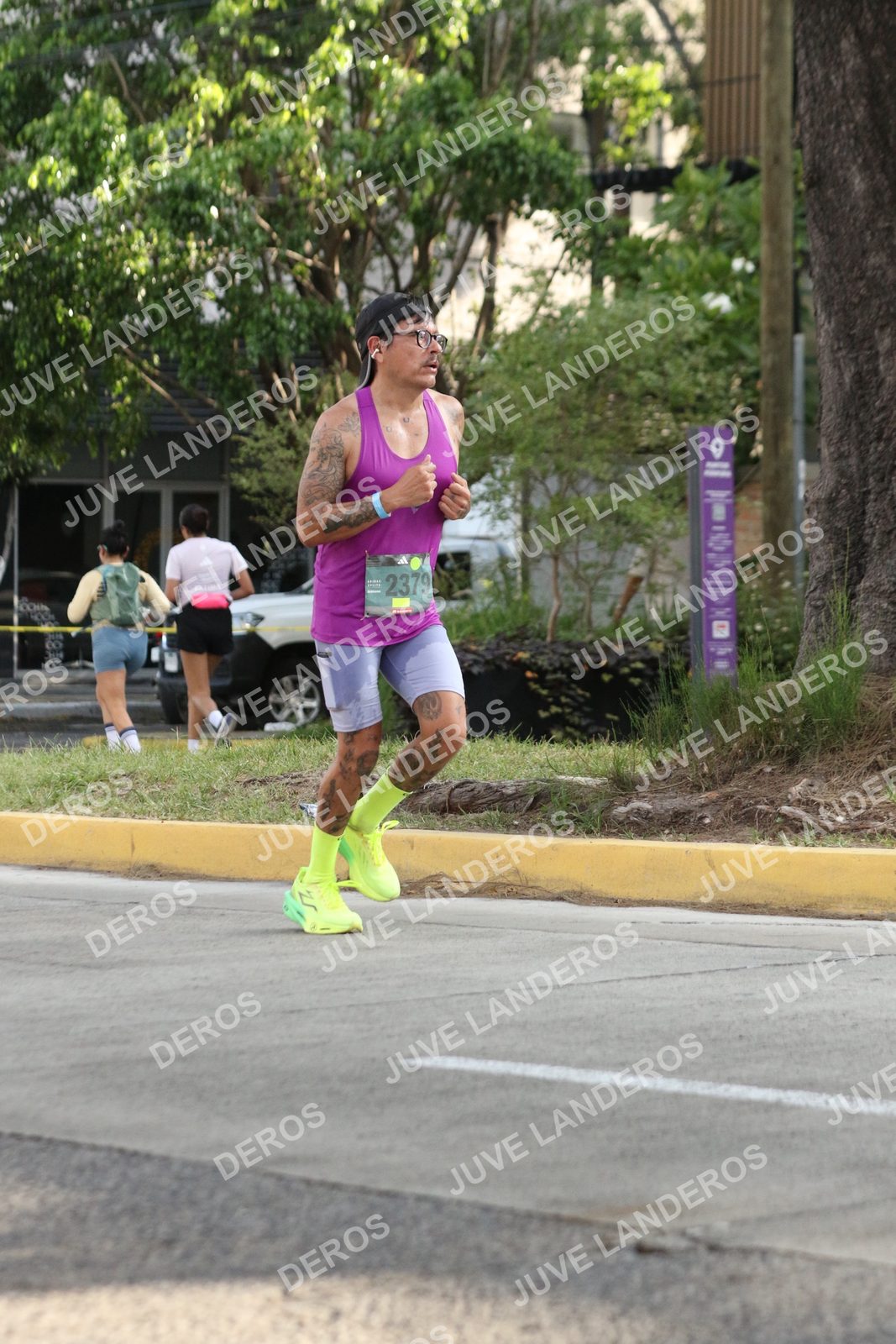 Foto de ADIDAS SPLITS GUADALAJARA 15K / 30K en Av. San Ignacio esquina Av. Ignacio L. Vallarta, Zapopan a las 08:46 · dorsal 2379