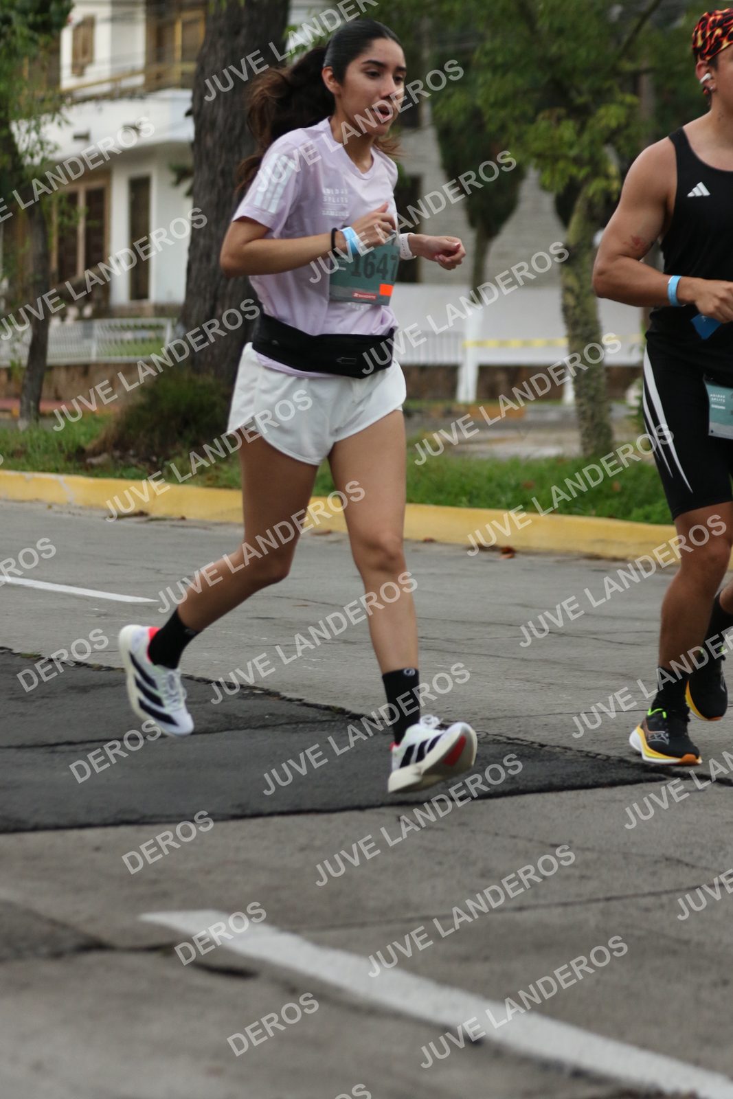 Foto de ADIDAS SPLITS GUADALAJARA 15K / 30K en Av. San Ignacio esquina Av. Ignacio L. Vallarta, Zapopan a las 06:57 · dorsal 1647