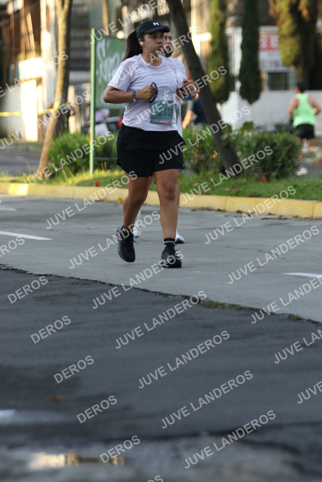 Foto de ADIDAS SPLITS GUADALAJARA 15K / 30K en Av. San Ignacio esquina Av. Ignacio L. Vallarta, Zapopan a las 07:23 · dorsal 2310, 30