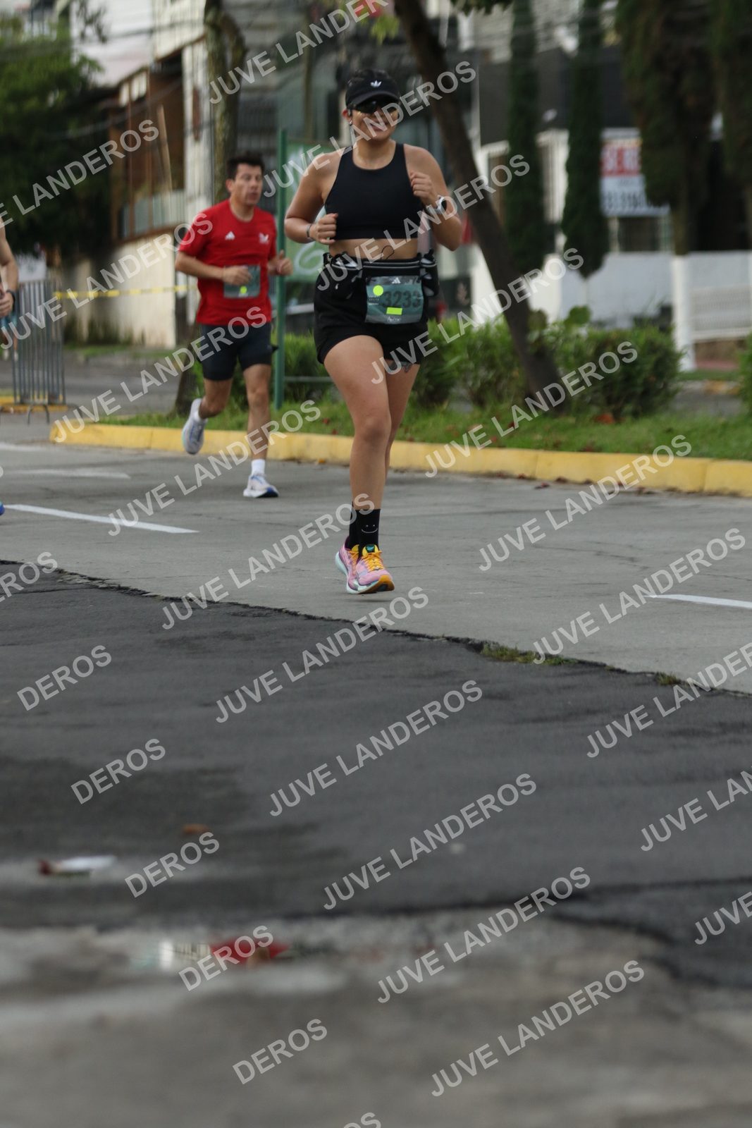 Foto de ADIDAS SPLITS GUADALAJARA 15K / 30K en Av. San Ignacio esquina Av. Ignacio L. Vallarta, Zapopan a las 07:02 · dorsal 3233