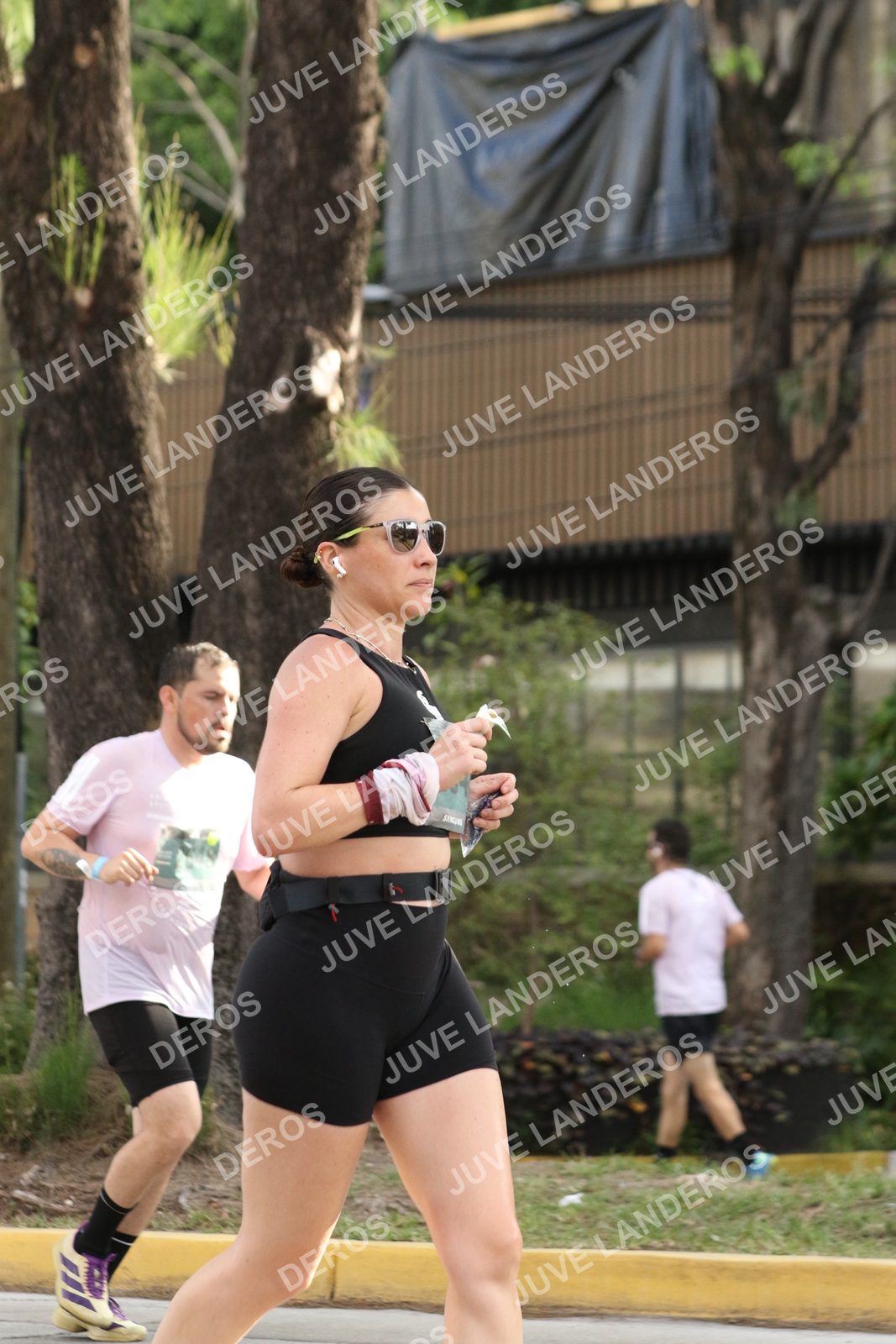 Foto de ADIDAS SPLITS GUADALAJARA 15K / 30K en Av. San Ignacio esquina Av. Ignacio L. Vallarta, Zapopan a las 08:54