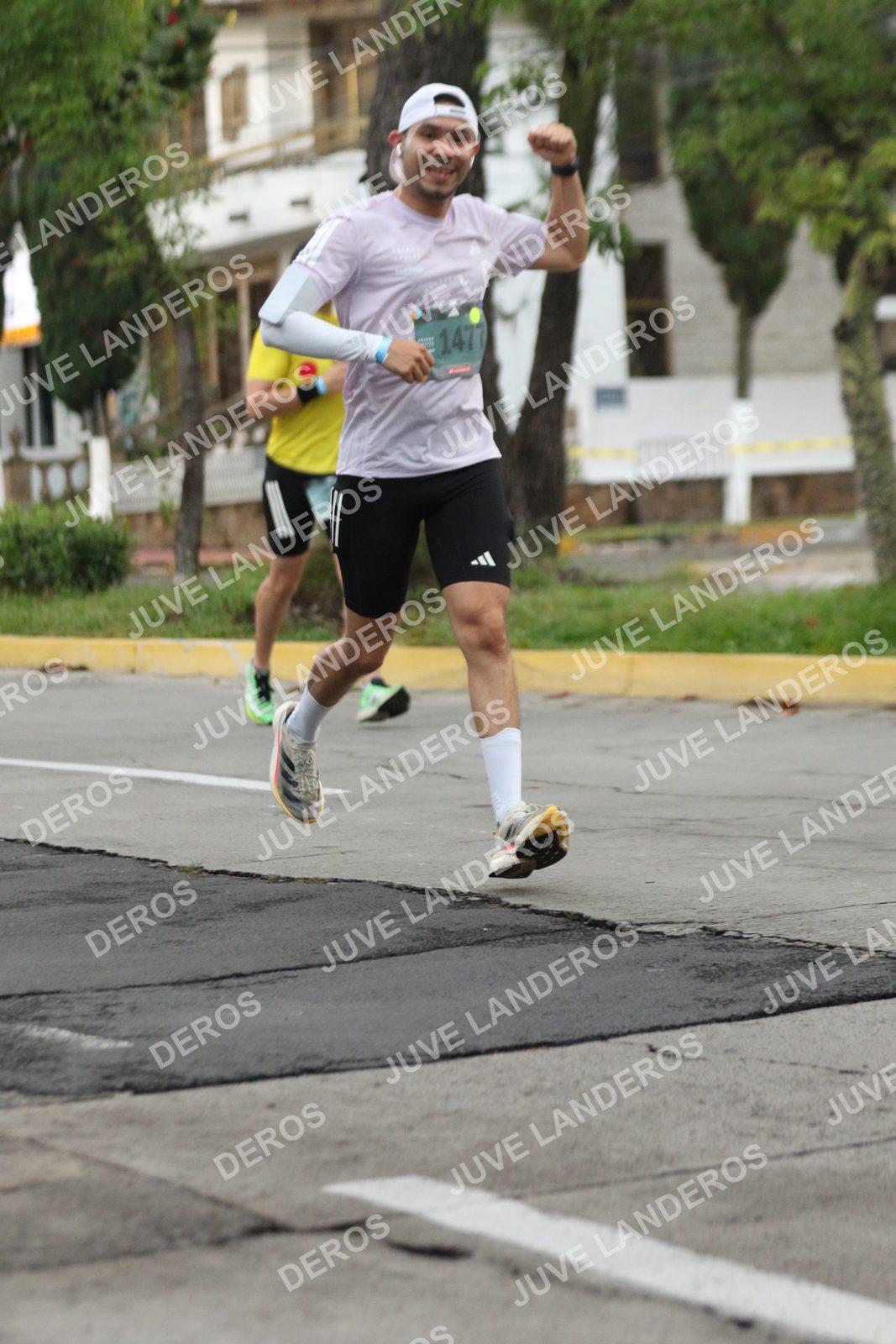 Foto de ADIDAS SPLITS GUADALAJARA 15K / 30K en Av. San Ignacio esquina Av. Ignacio L. Vallarta, Zapopan a las 06:55 · dorsal 1477