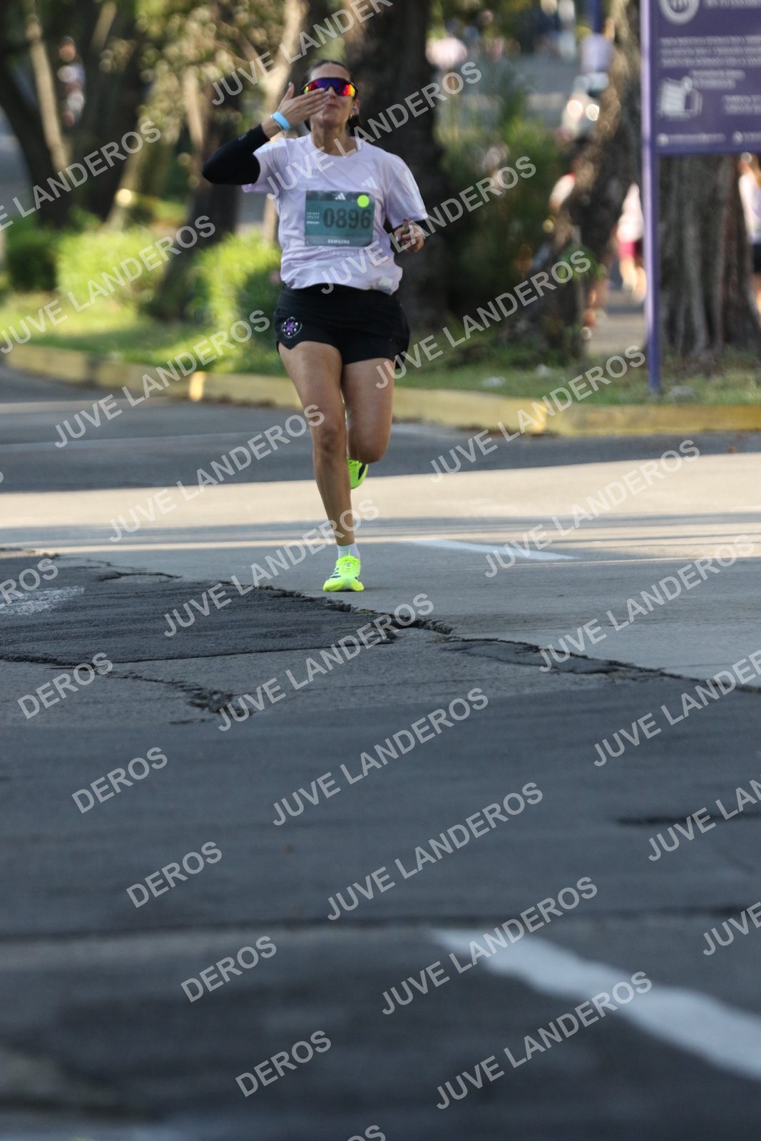 Foto de ADIDAS SPLITS GUADALAJARA 15K / 30K en Av. San Ignacio esquina Av. Ignacio L. Vallarta, Zapopan a las 08:04 · dorsal 896