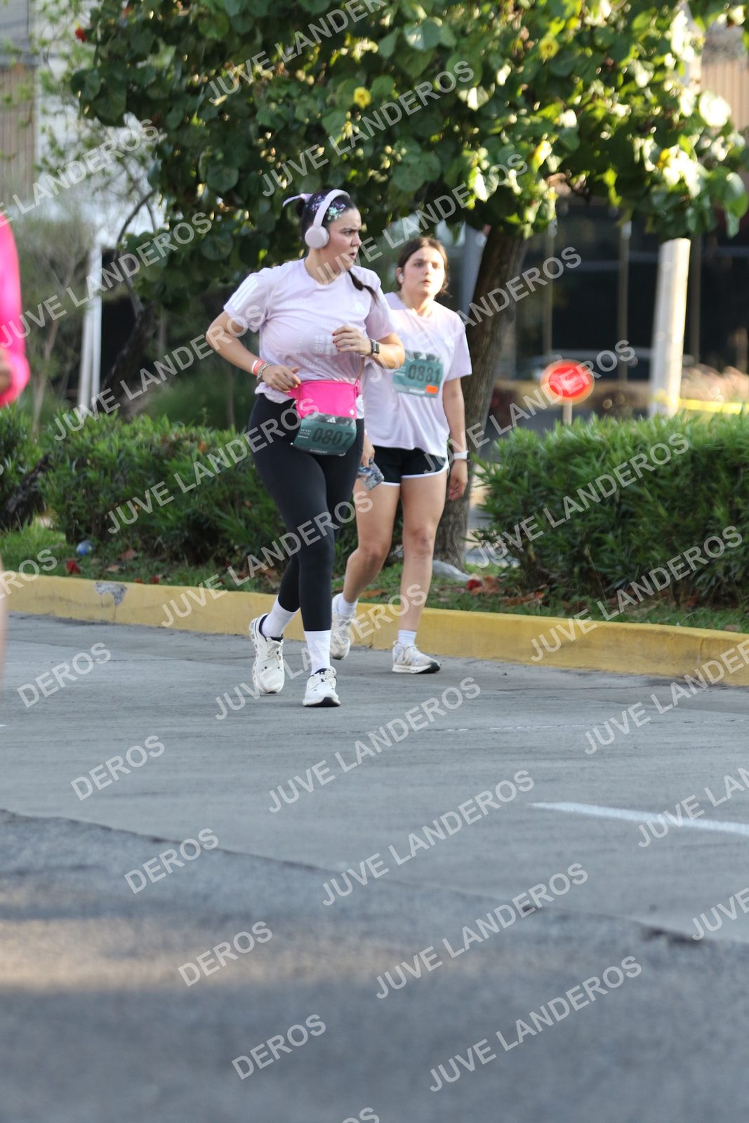 Foto de ADIDAS SPLITS GUADALAJARA 15K / 30K en Av. San Ignacio esquina Av. Ignacio L. Vallarta, Zapopan a las 07:49 · dorsal 807, 881
