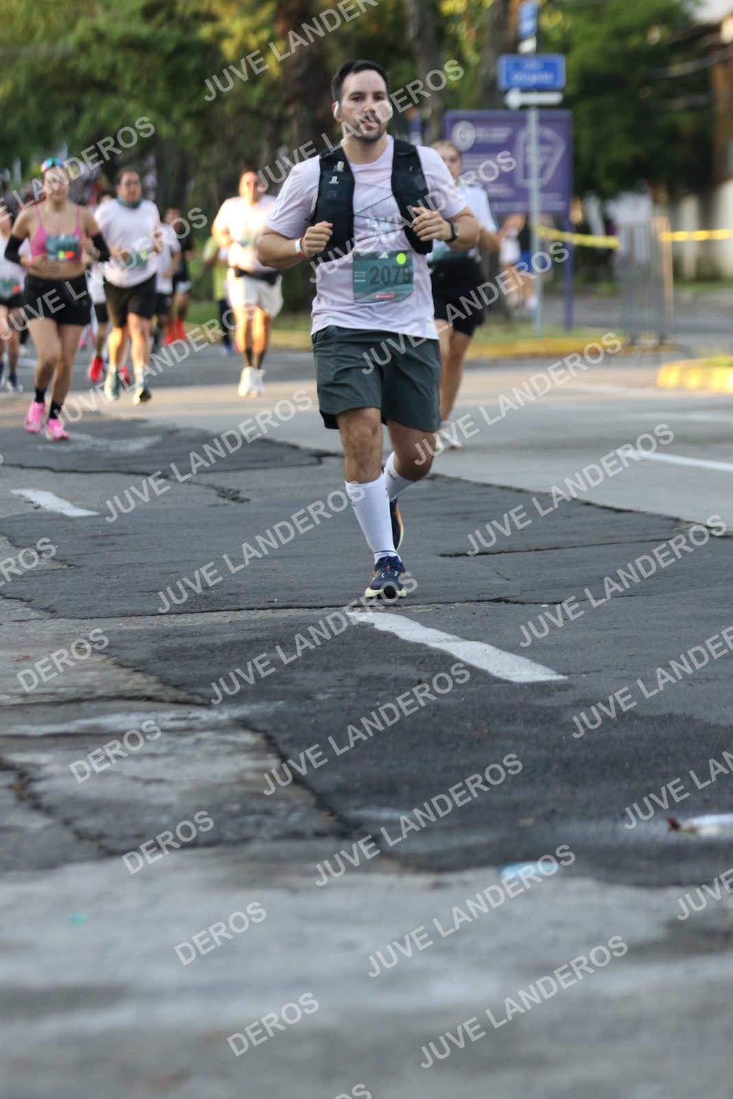 Foto de ADIDAS SPLITS GUADALAJARA 15K / 30K en Av. San Ignacio esquina Av. Ignacio L. Vallarta, Zapopan a las 07:15 · dorsal 2079